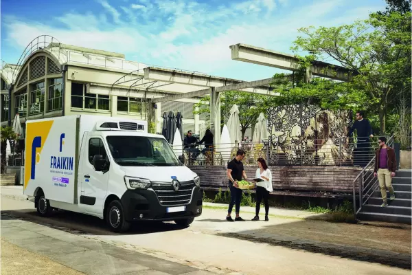 Location de camion frigorifique en Suisse : normes, modèles et usages (Alimentaire & Pharma)